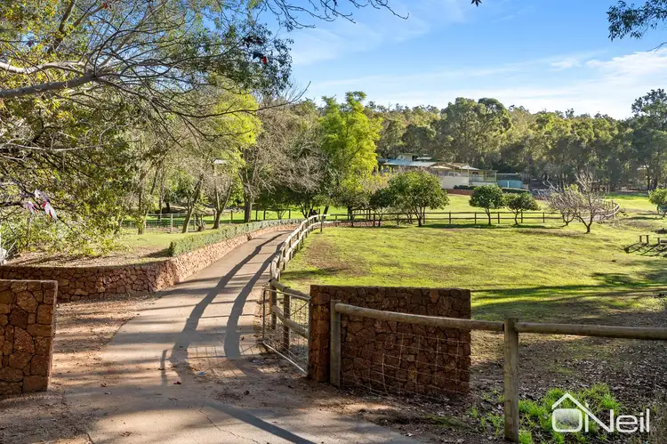 108 Urch Road, Roleystone WA 6111