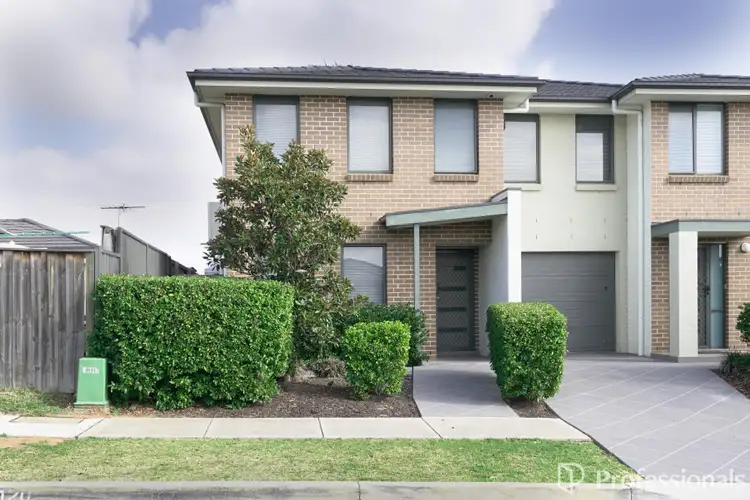 6/15 Higgins Avenue, Elderslie NSW 2570