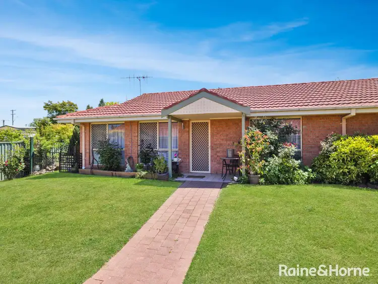 Main view of Homely unit listing, 7/29A View Street, Kelso NSW 2795