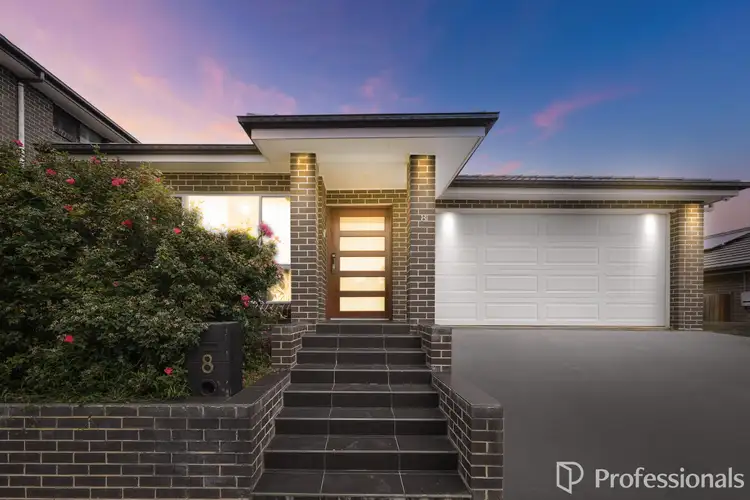 8 Cartwright Crescent, Airds NSW 2560