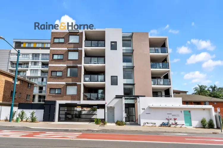 Fifth view of Homely unit listing, 6/128 Moore Street, Liverpool NSW 2170