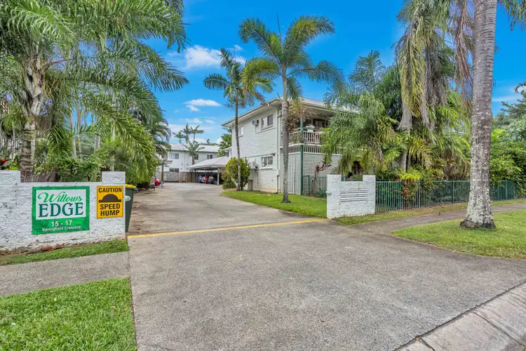 15-17 Springfield Crescent