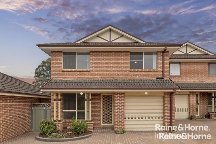5/8 Sherack Place, Minto NSW 2566