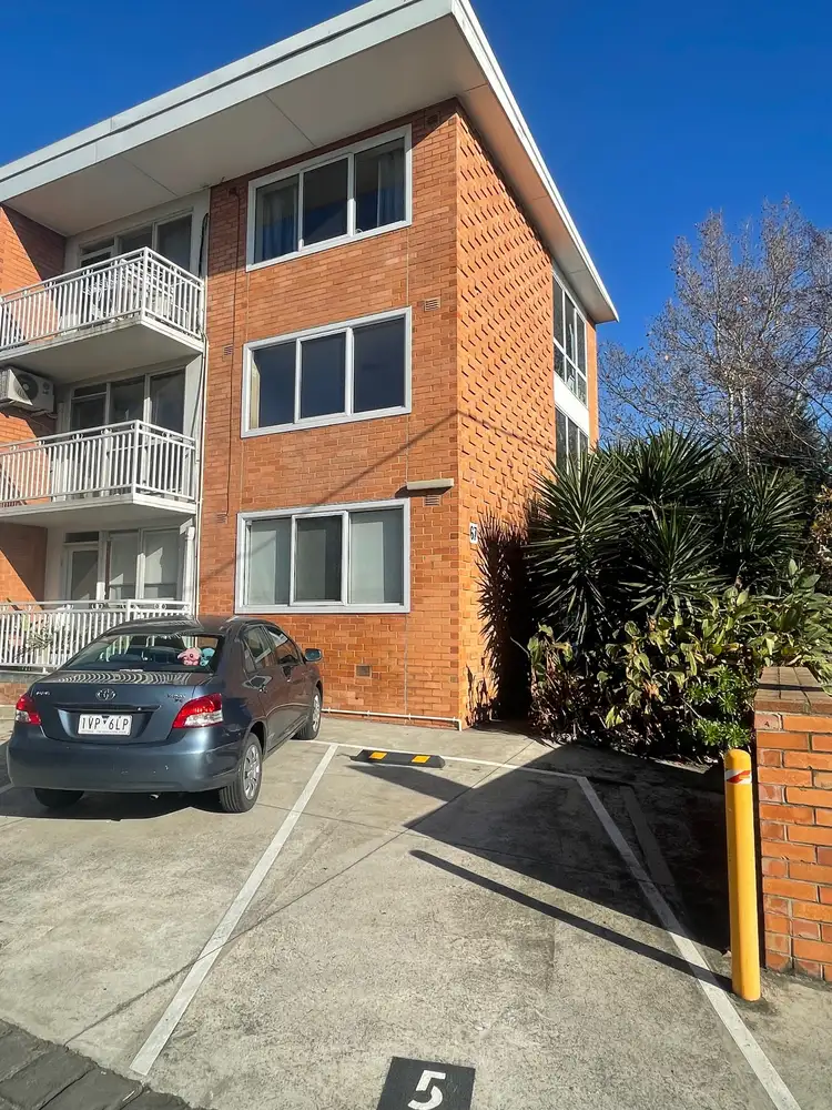 67 ballarat rd