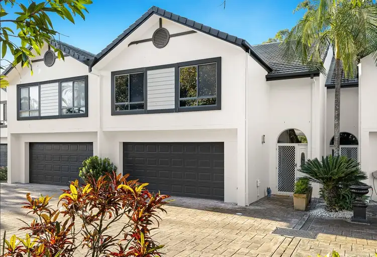 120/125 Santa Cruz Boulevard, Clear Island Waters QLD 4226