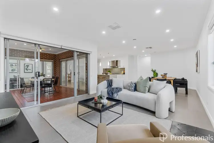 Sixth view of Homely house listing, 10 STEPHEN STREET, Burnside Heights VIC 3023