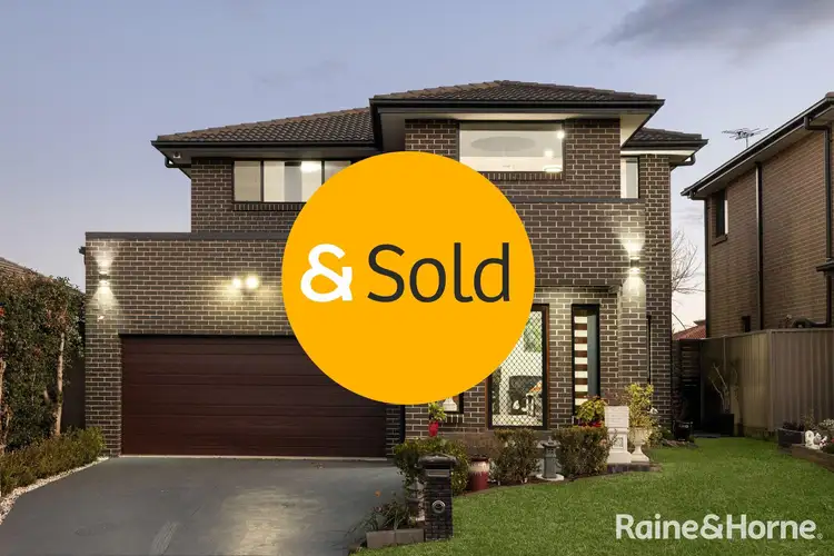 18 Alpine Place, Carnes Hill NSW 2171