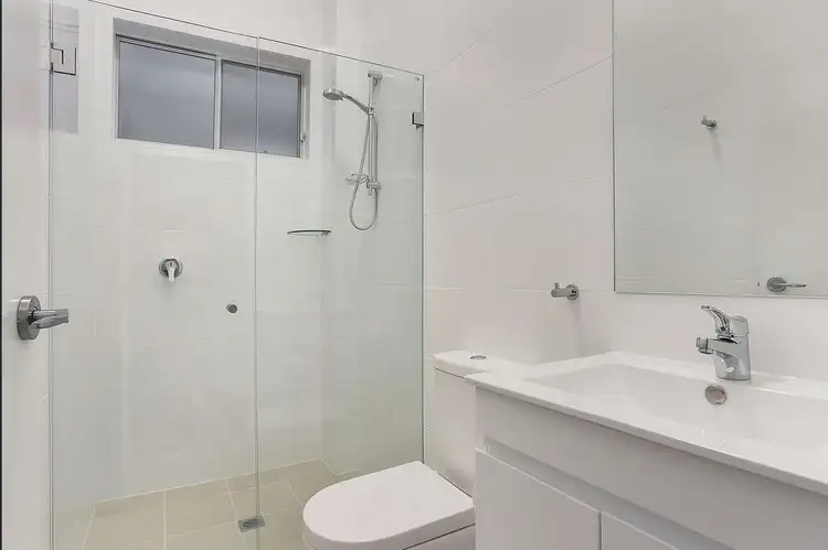 Fifth view of Homely apartment listing, 4/219 Coogee Bay Road, Coogee NSW 2034
