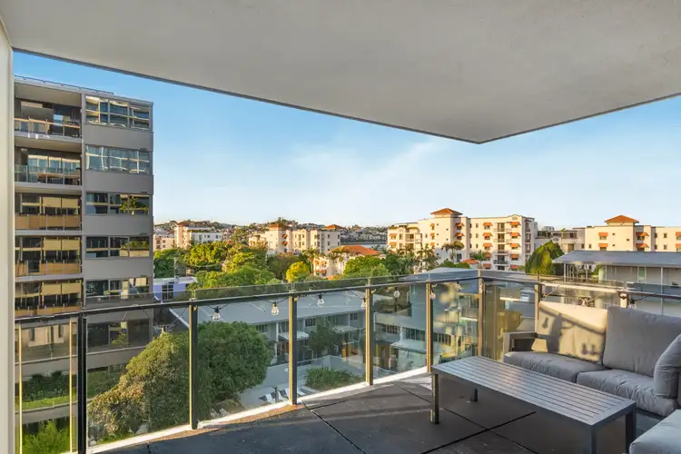 1065/36 Evelyn Street, Newstead QLD 4006