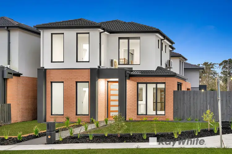 8a Floriana Avenue, Doveton VIC 3177