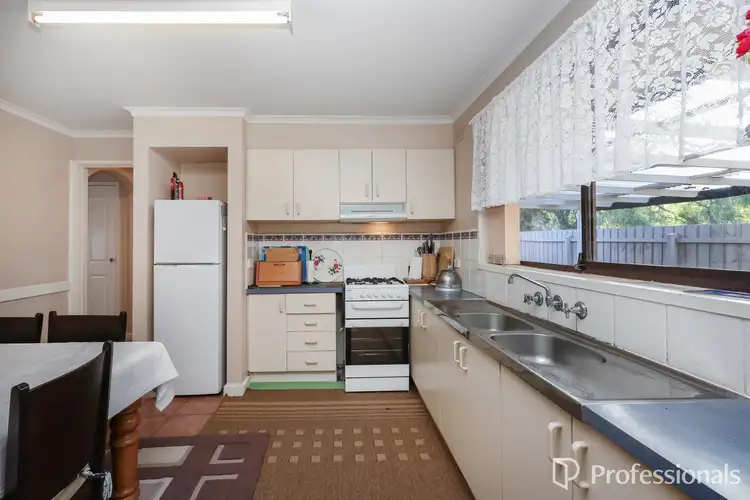 Fifth view of Homely house listing, 2/8 Reserve Road West, Melton VIC 3337