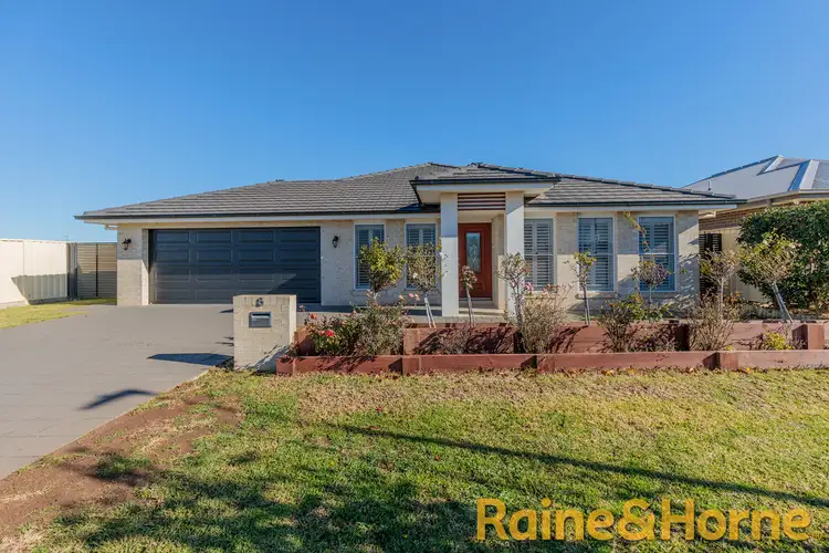8 Hindmarsh Esplanade, Dubbo NSW 2830
