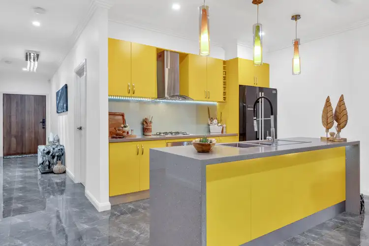 Fifth view of Homely house listing, 18 Spirited Circuit, Craigieburn VIC 3064