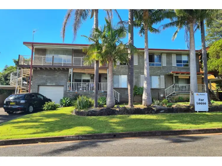 2/4 Norfolk Avenue, Port Macquarie NSW 2444