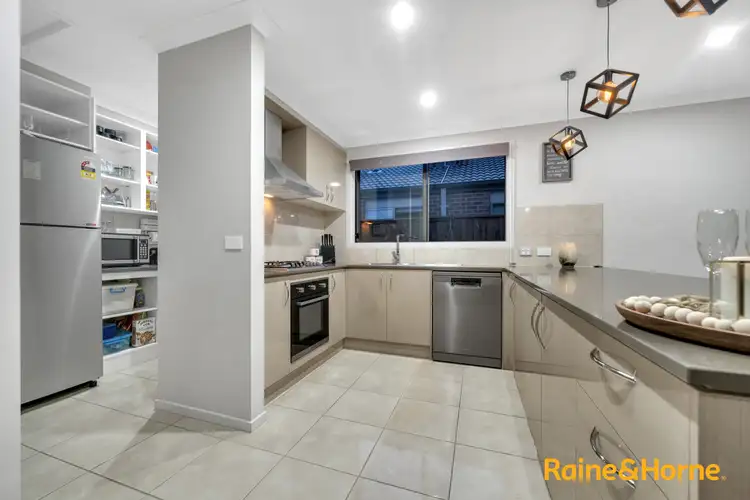 Fifth view of Homely house listing, 20 Avonbury Circuit, Cranbourne West VIC 3977