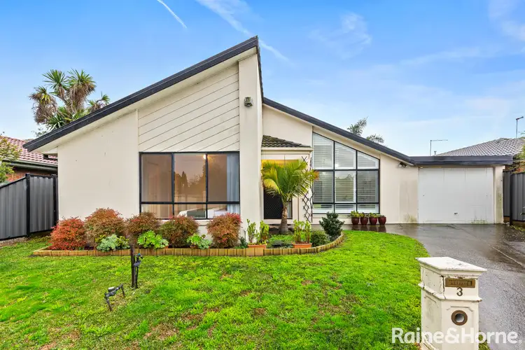 3 Lincolne Crescent, Roxburgh Park VIC 3064