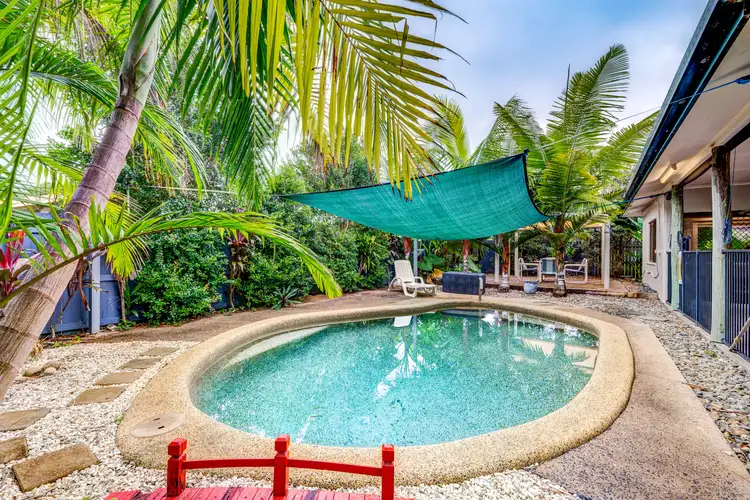 22 Enid Street, Flying Fish Point QLD 4860