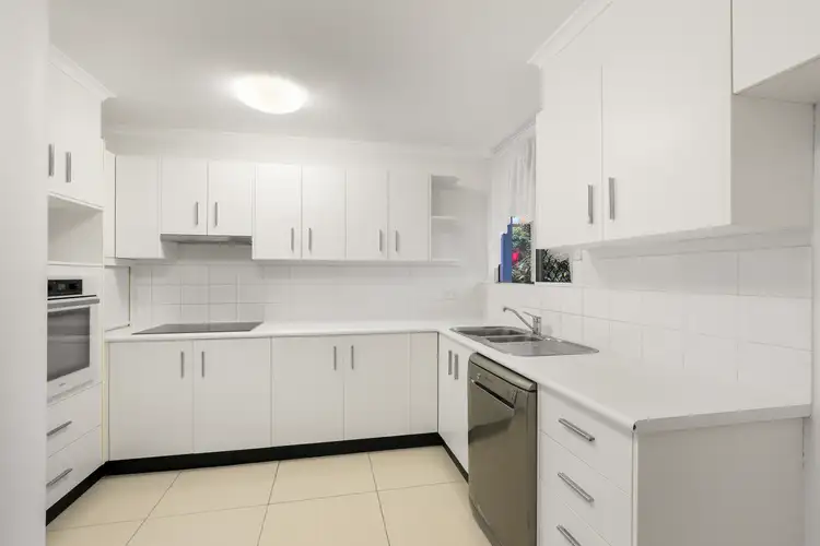 2/9 Laman Street, Nelson Bay NSW 2315