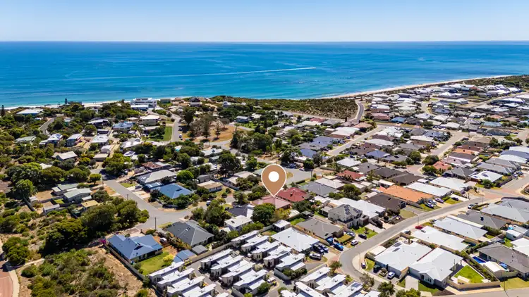10 Hazelmere Drive, Dawesville WA 6211