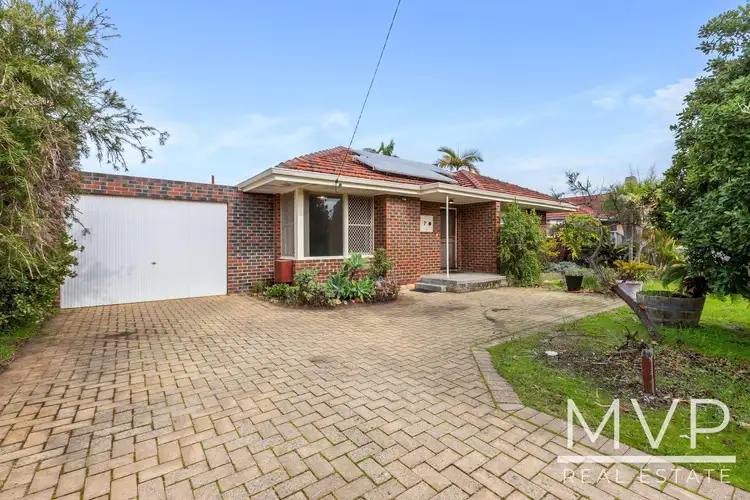 7 Counsel Road, Coolbellup WA 6163