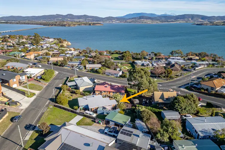 2 Suva Street, Midway Point TAS 7171