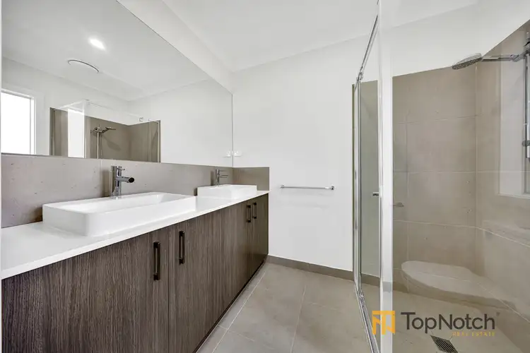 Sixth view of Homely house listing, 2 Murray Street, Beveridge VIC 3753