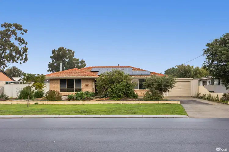 26 Amanda Drive, Camillo WA 6111