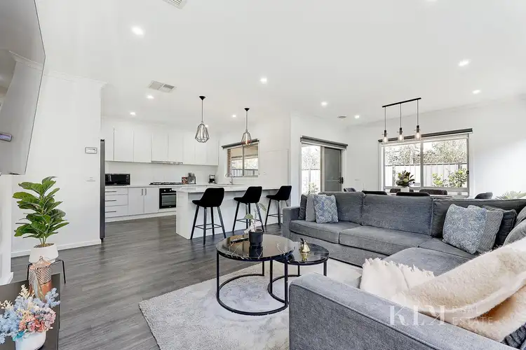 Third view of Homely house listing, 6 Lemon Myrtle Way, Craigieburn VIC 3064