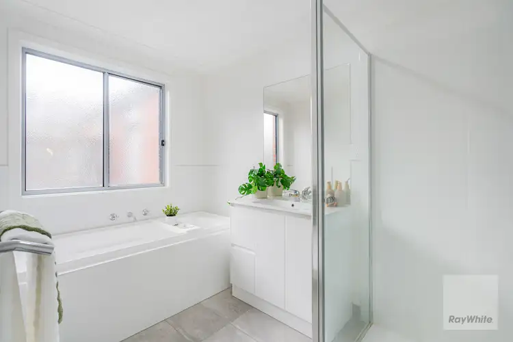 Sixth view of Homely house listing, 15 Tripani Avenue, Lalor VIC 3075