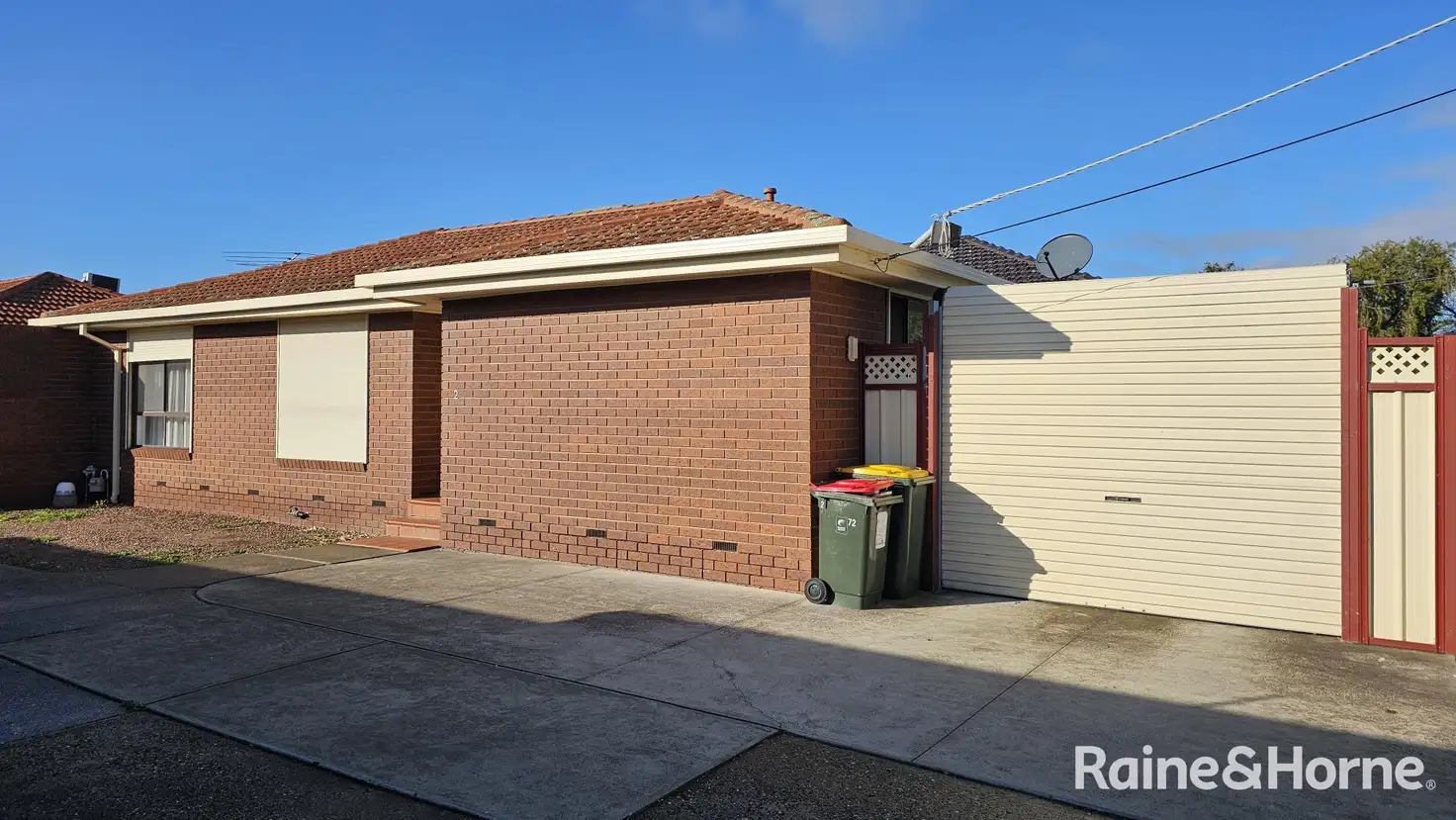 Main view of Homely unit listing, 2/72-74 Walmer Avenue, St Albans VIC 3021