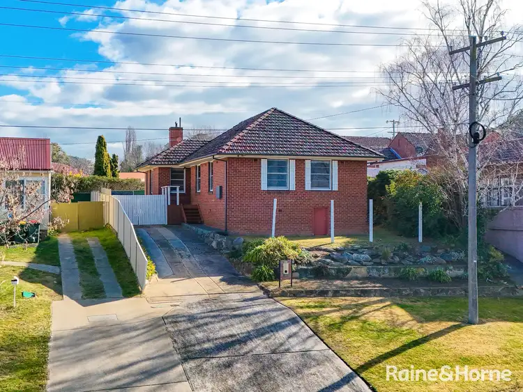 239 Peel Street, West Bathurst NSW 2795