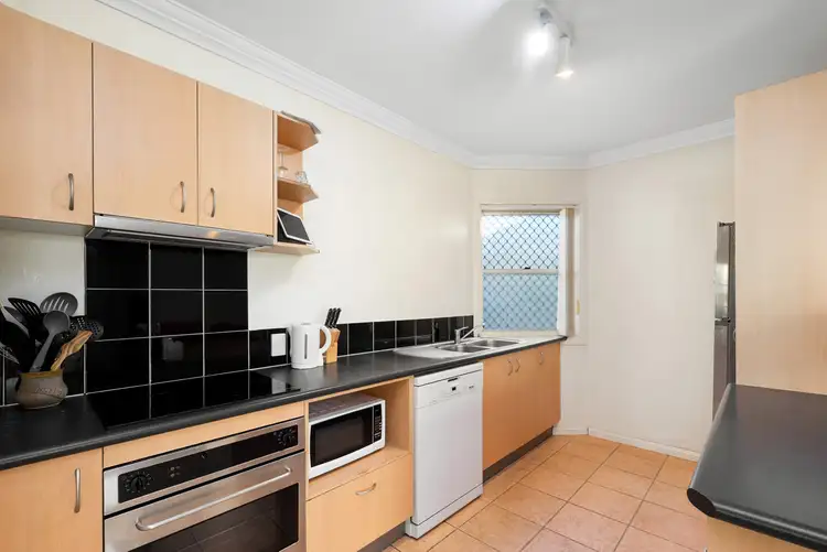 Sixth view of Homely townhouse listing, 2/36 Beverley Street, Morningside QLD 4170
