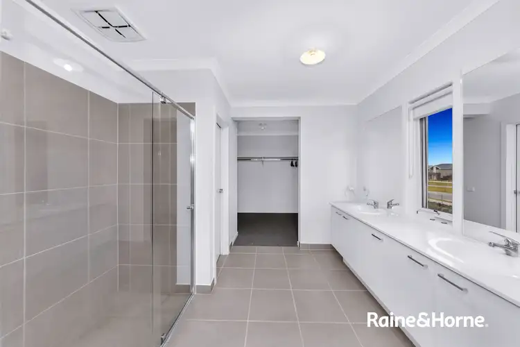 Fifth view of Homely house listing, 20 Dalhalla Circuit, Clyde North VIC 3978