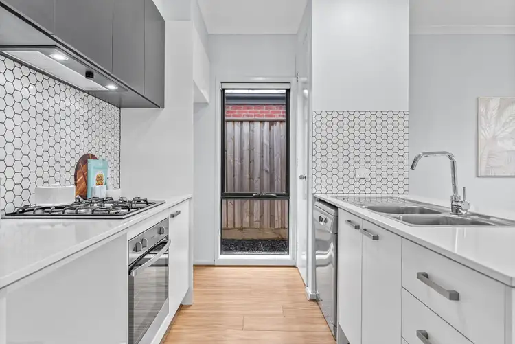 Fifth view of Homely house listing, 39 Budawang Way, Wollert VIC 3750