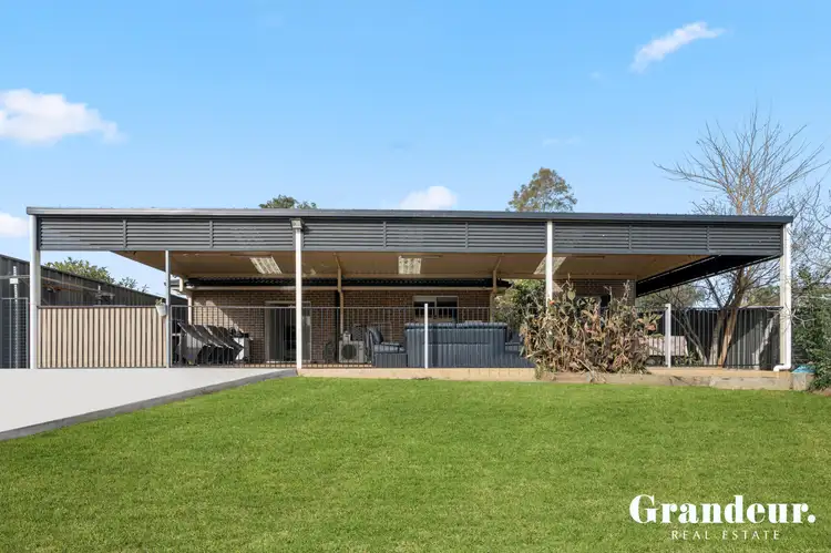 6 Aberdeen Road, Busby NSW 2168