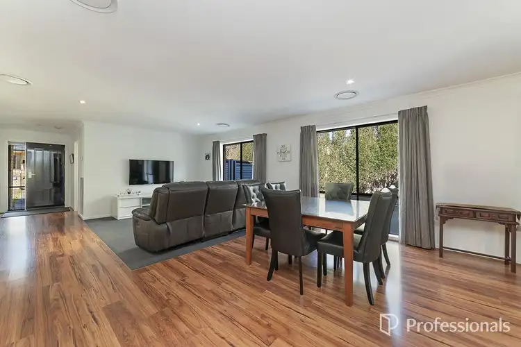 Second view of Homely house listing, 5 Normanby Place, Hamilton VIC 3300