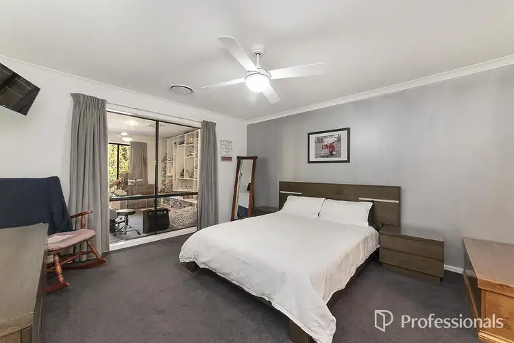 Sixth view of Homely house listing, 5 Normanby Place, Hamilton VIC 3300