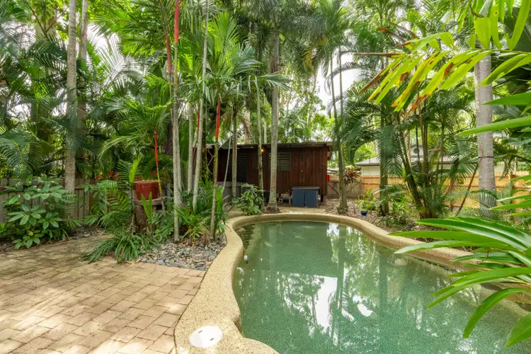 3 Legret Close, Clifton Beach QLD 4879