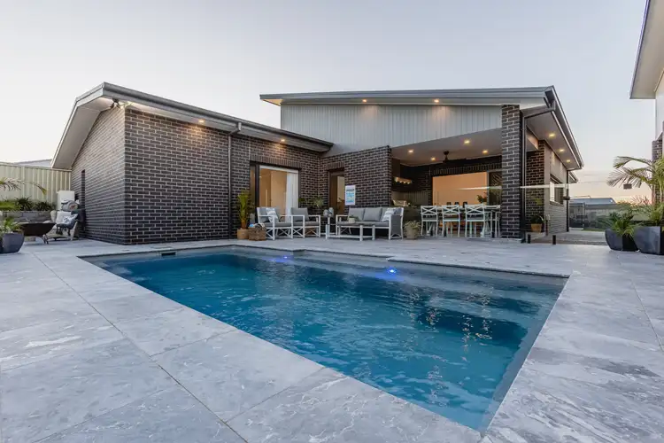 15 Ferrier Drive, Dubbo NSW 2830