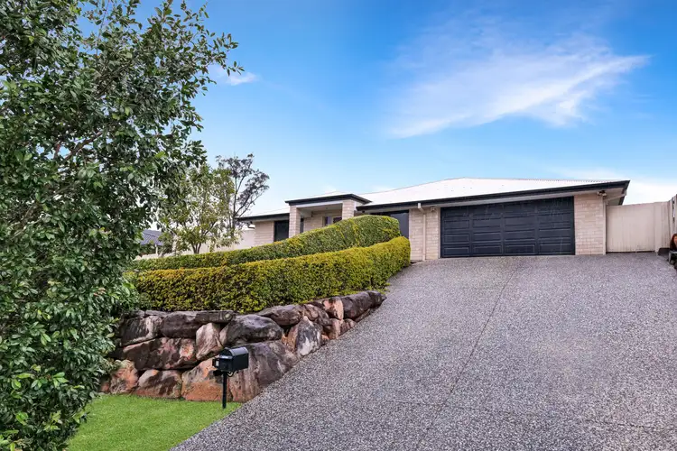 11 Kyah Close, Kallangur QLD 4503