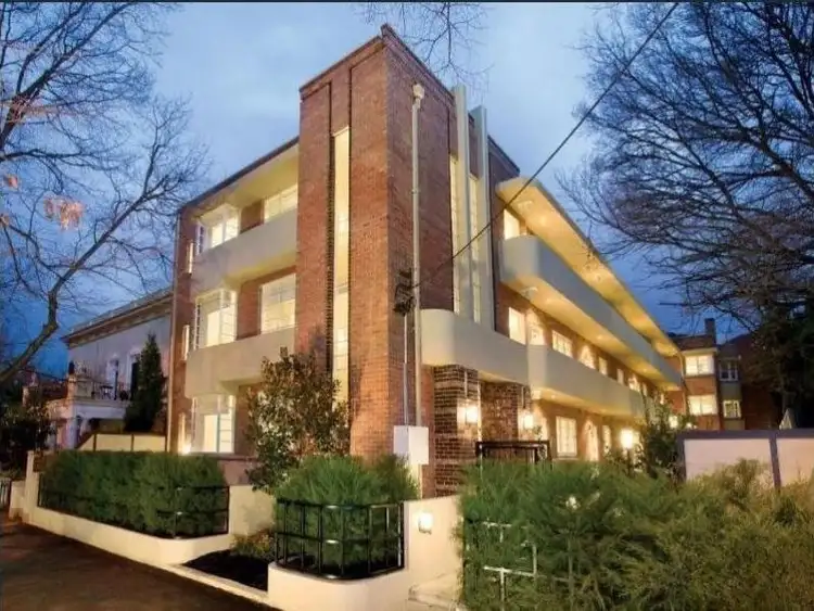 17/29-35 George Street, East Melbourne VIC 3002