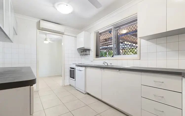 Second view of Homely house listing, 10 Clarkson Way, Bulgarra WA 6714