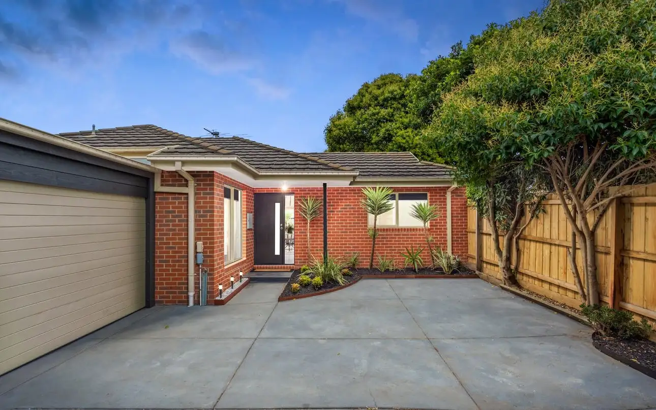 Main view of Homely unit listing, 2/15 Fyfe Street, Reservoir VIC 3073