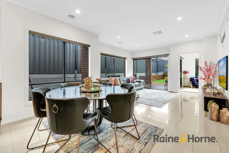 Sixth view of Homely house listing, 18 Igneous Road, Craigieburn VIC 3064
