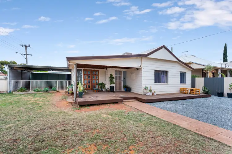 92 Ward Street, Lamington WA 6430