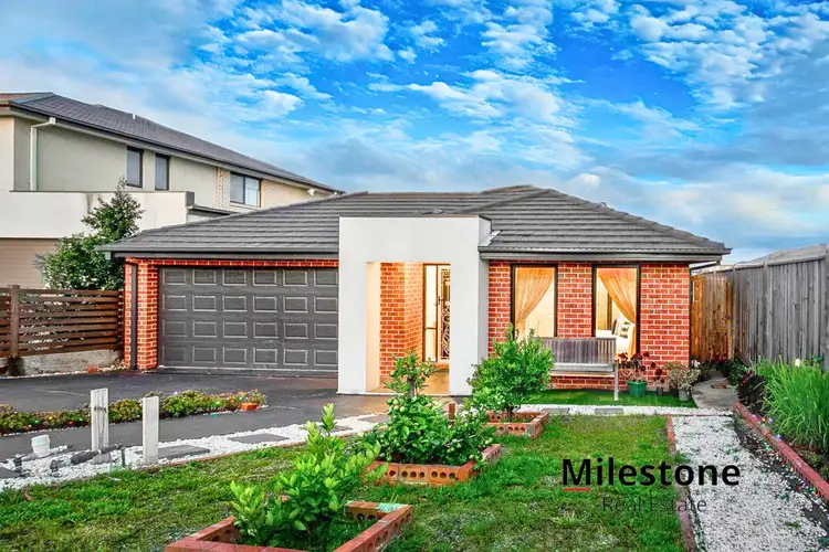 Main view of Homely house listing, 11 Royaloak Crescent, Cranbourne East VIC 3977