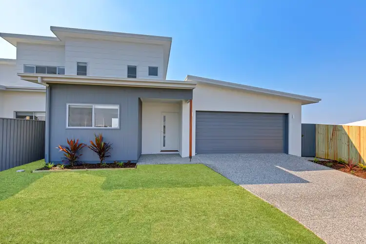 2/1 Sophie Street, Nirimba QLD 4551