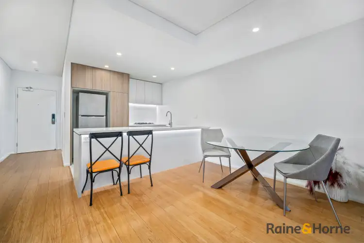 202/24 Carlingford Rd, Epping NSW 2121