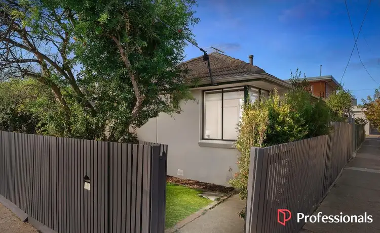 2 Chatham Street, Footscray VIC 3011