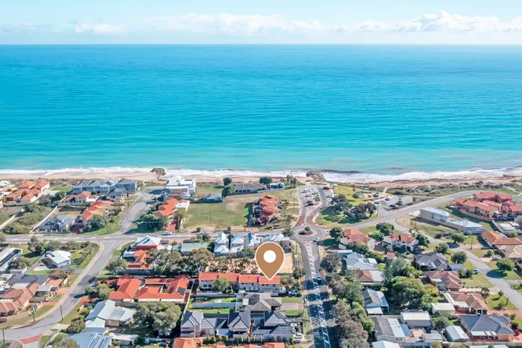 1/12 Henson Street, Mandurah WA 6210